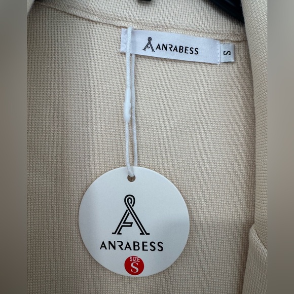 Women's Cream cardigan - Picture 3 of 6